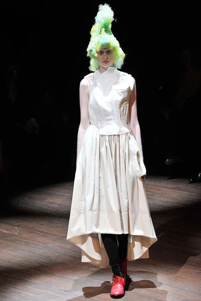 Look 34